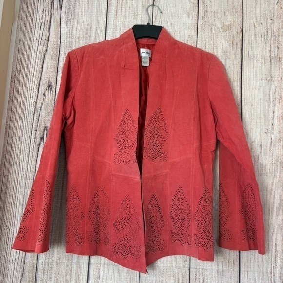 Vintage Chicos Womens Laser Cut Coral Suede Leather Jacket size 2 or Large - Picture 1 of 16